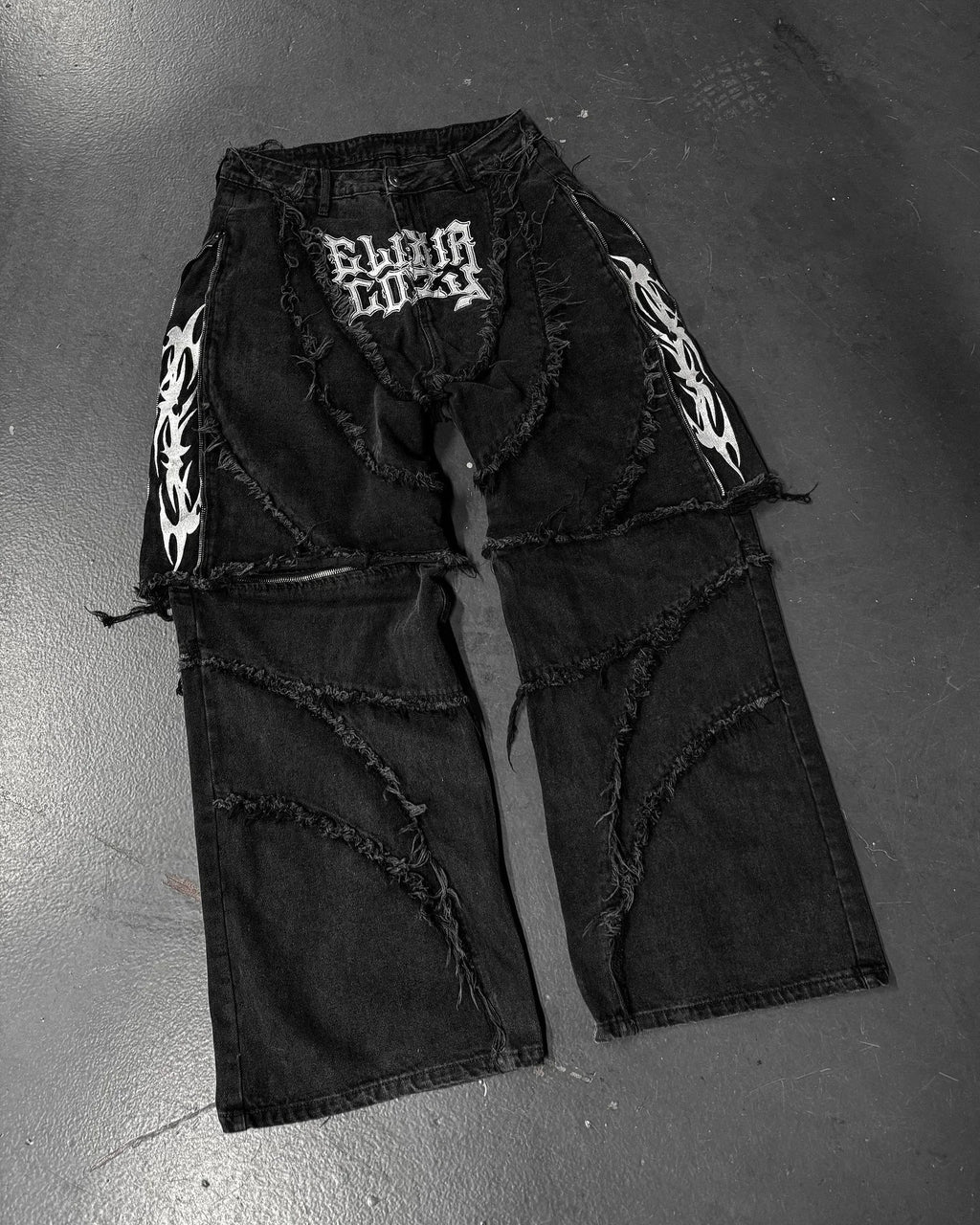 Retro Bat Embroidered Loose Jeans