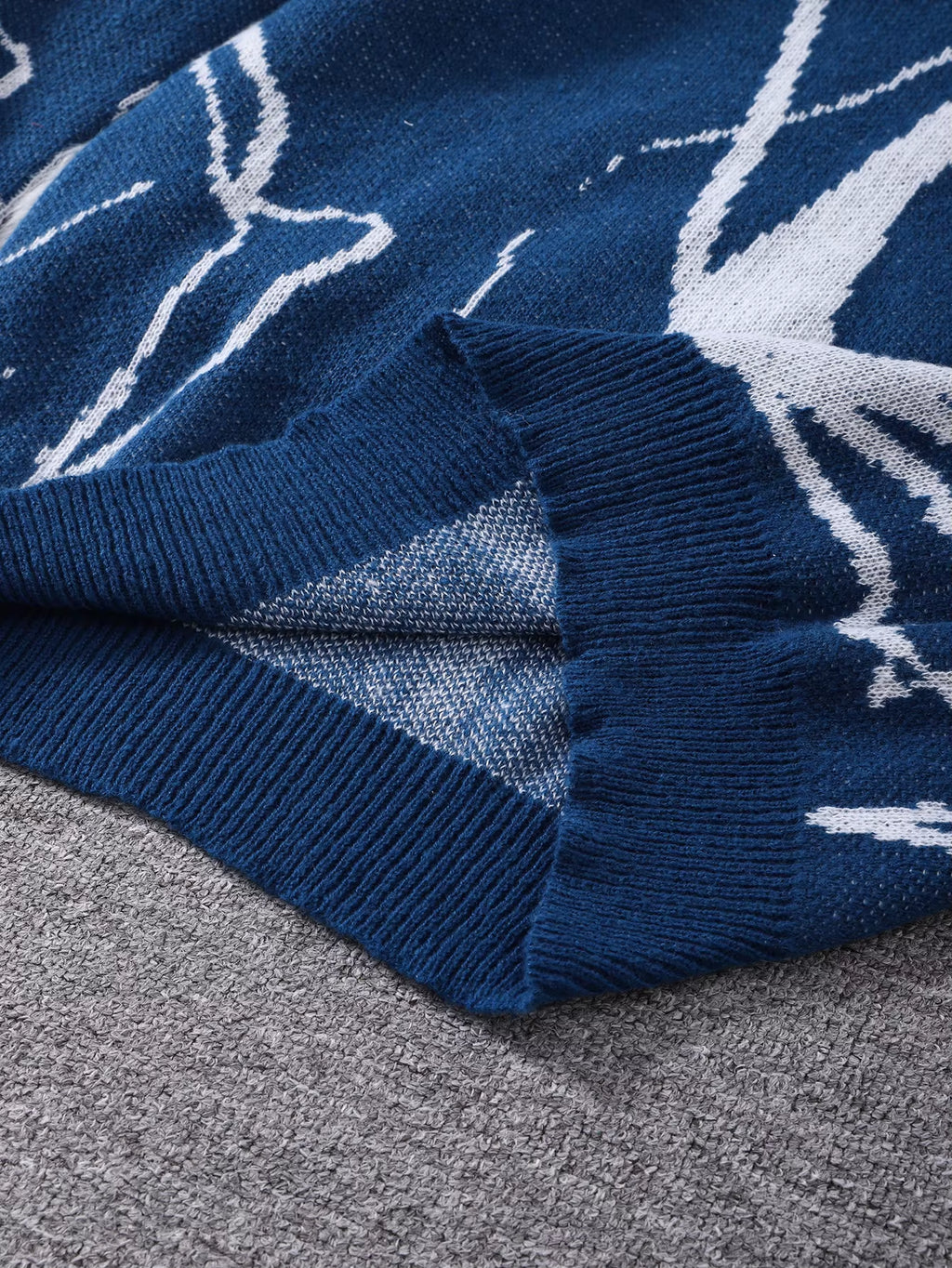 New Popular Autumn and Winter Abstract Crack Graffiti Jacquard Pattern Pullover Sweater Casual round Neck Knitted Men'S Pullover