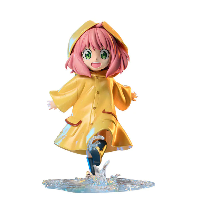 Spy Family GK Anya Figure - Cute Anime Desk Decor